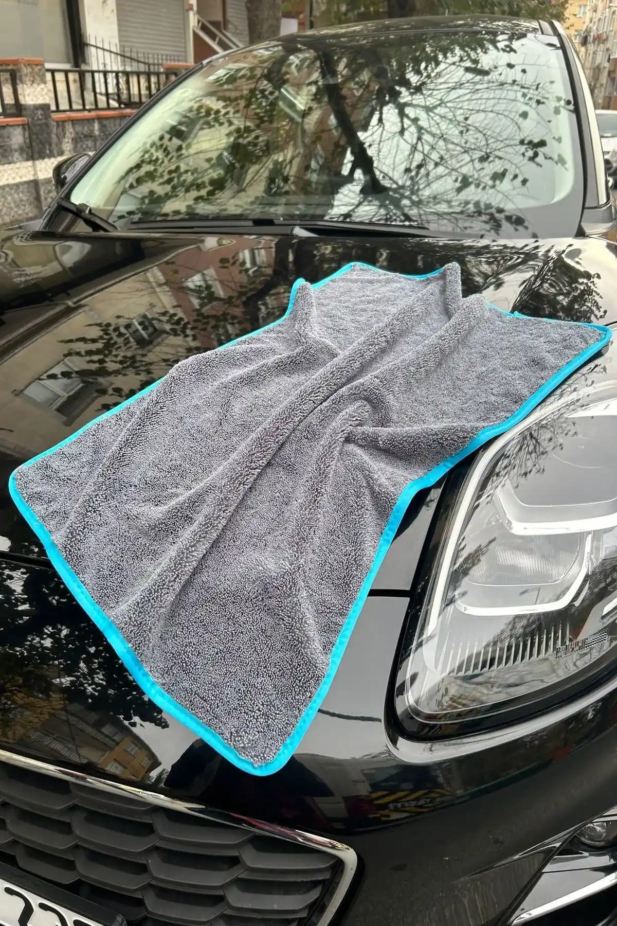 Fine Clean ve Single Mikrofiber Temizlik Bezleri Karşılaştırması Araç ve Ev Temizliğinde Hangisi Daha Uygun?